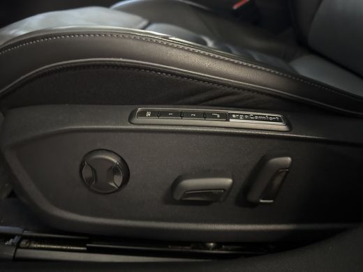 Volkswagen Arteon eHYBRID 218PK DSG ELEGANCE BUSINESS+ TREKHAAK/NAVI/360CAMERA/LEDER ActivLease financial lease