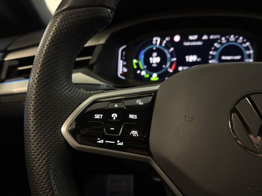 Volkswagen Arteon eHYBRID 218PK DSG ELEGANCE BUSINESS+ TREKHAAK/NAVI/360CAMERA/LEDER ActivLease financial lease
