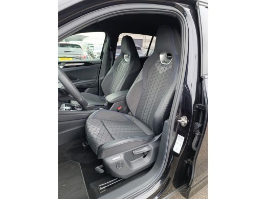 Volkswagen ID.3 Pure 45 kWh | Stoelverwarming | Climatronic | Parkeersensoren | Apple Carplay | ActivLease financial lease