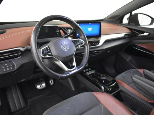 Volkswagen ID.4 Family 77 kWh 204PK | Achteruitrijcamera | warmtepomp | Panoramadak | Navigatie Apple carplay And... ActivLease financial lease