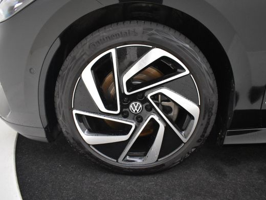 Volkswagen ID.7 Pro Limited Edition 77 kWh 286pk | Black Edition | Trekhaak elektrisch | Navigatie | Rondomzichtc... ActivLease financial lease