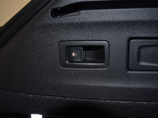 Volkswagen ID.7 Pro Limited Edition 77 kWh 286pk | Black Edition | Trekhaak elektrisch | Navigatie | Rondomzichtc... ActivLease financial lease