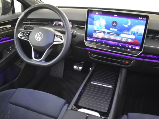 Volkswagen ID.7 Pro Limited Edition 77 kWh 286pk | Black Edition | Trekhaak elektrisch | Navigatie | Rondomzichtc... ActivLease financial lease