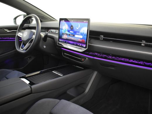 Volkswagen ID.7 Pro Limited Edition 77 kWh 286pk | Black Edition | Trekhaak elektrisch | Navigatie | Rondomzichtc... ActivLease financial lease
