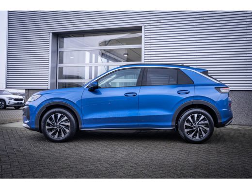 Volkswagen T-Roc Life First Edition | 'App-Connect' draadloze smartphone integratie | Automatische afstandsregelin... ActivLease financial lease