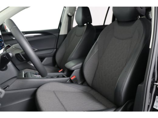 Volkswagen Tiguan 1.5 eTSI Life Edition | Trekhaak Elektrisch | IQ-Light | Elektr. achterklep | Camera | Adaptive C... ActivLease financial lease