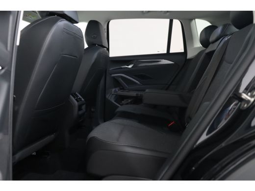 Volkswagen Tiguan 1.5 eTSI Life Edition | Trekhaak Elektrisch | IQ-Light | Elektr. achterklep | Camera | Adaptive C... ActivLease financial lease