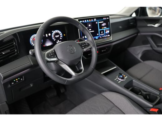 Volkswagen Tiguan 1.5 eTSI Life Edition | Trekhaak Elektrisch | IQ-Light | Elektr. achterklep | Camera | Adaptive C... ActivLease financial lease