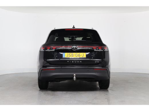 Volkswagen Tiguan 1.5 eTSI Life Edition | Trekhaak Elektrisch | IQ-Light | Elektr. achterklep | Camera | Adaptive C... ActivLease financial lease