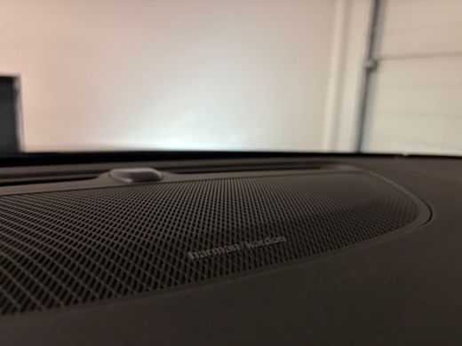 Volvo  V60 T6 AWD Recharge Ultra Dark | Trekhaak | Schuifdak | Head-Up Display | Harman Kardon | Adaptieve C... ActivLease financial lease