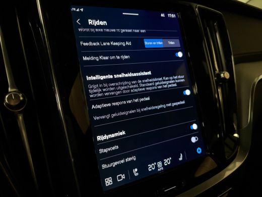 Volvo  V60 T6 AWD Recharge Ultra Dark | Trekhaak | Schuifdak | Head-Up Display | Harman Kardon | Adaptieve C... ActivLease financial lease