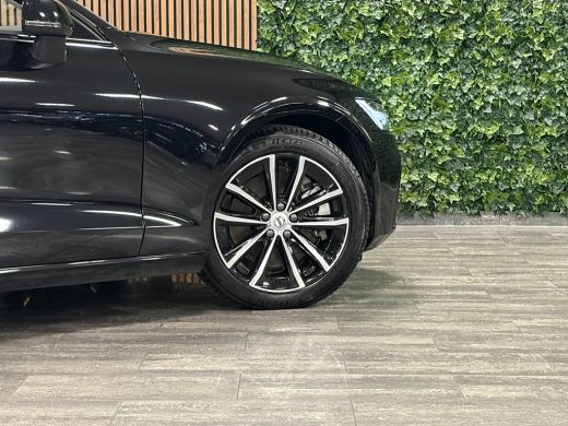 Volvo  V60 T6 AWD Recharge Ultra Dark | Trekhaak | Schuifdak | Head-Up Display | Harman Kardon | Adaptieve C... ActivLease financial lease