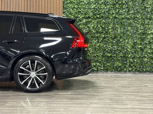 Volvo  V60 T6 AWD Recharge Ultra Dark | Trekhaak | Schuifdak | Head-Up Display | Harman Kardon | Adaptieve C... ActivLease financial lease
