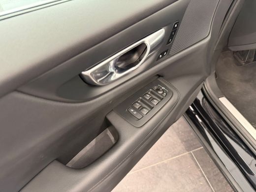 Volvo  V60 T6 Plug-in hybrid AWD Plus Bright | Achterbank verwarmd | Achteruitrijcamera | Apple Carplay/Andr... ActivLease financial lease