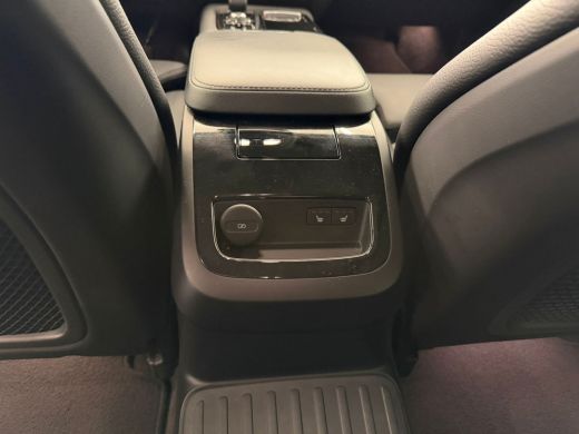 Volvo  V60 T6 Plug-in hybrid AWD Plus Bright | Achterbank verwarmd | Achteruitrijcamera | Apple Carplay/Andr... ActivLease financial lease