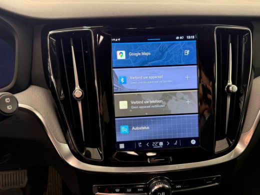 Volvo  V60 T6 Plug-in hybrid AWD Plus Bright | Achterbank verwarmd | Achteruitrijcamera | Apple Carplay/Andr... ActivLease financial lease