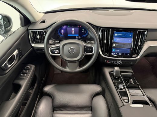 Volvo  V60 T6 Plug-in hybrid AWD Plus Bright | Achterbank verwarmd | Achteruitrijcamera | Apple Carplay/Andr... ActivLease financial lease