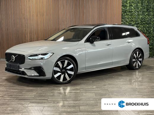 Volvo  V90 T8 AWD Recharge Ultra Ultimate Dark | Schuifdak | Trekhaak | 455pk | Head-Up Display | Harman Kar...