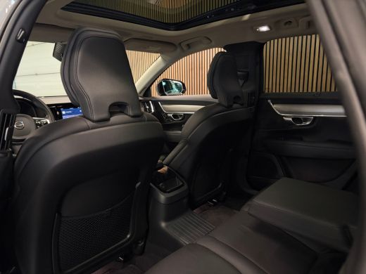 Volvo  V90 T8 AWD Recharge Ultra Ultimate Dark | Schuifdak | Trekhaak | 455pk | Head-Up Display | Harman Kar... ActivLease financial lease