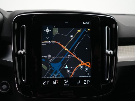 Volvo  XC40 T4 Recharge Core Bright | Trekhaak | Keyless | Stoel- & Stuurverwarming | 19" | Cruise Control | ... ActivLease financial lease