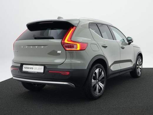 Volvo  XC40 T4 Recharge Core Bright | Trekhaak | Keyless | Stoel- & Stuurverwarming | 19" | Cruise Control | ... ActivLease financial lease