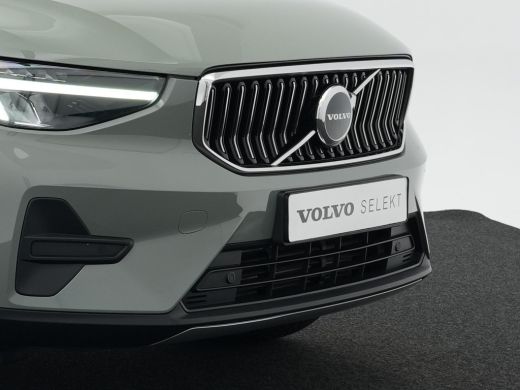 Volvo  XC40 T4 Recharge Core Bright | Trekhaak | Keyless | Stoel- & Stuurverwarming | 19" | Cruise Control | ... ActivLease financial lease