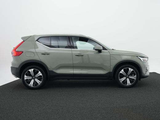 Volvo  XC40 T4 Recharge Core Bright | Trekhaak | Keyless | Stoel- & Stuurverwarming | 19" | Cruise Control | ... ActivLease financial lease