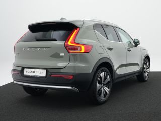 Volvo  XC40 T4 Recharge Core Bright | Trekhaak | Keyless | Stoel- & Stuurverwarming | 19" | Cruise Control | ...