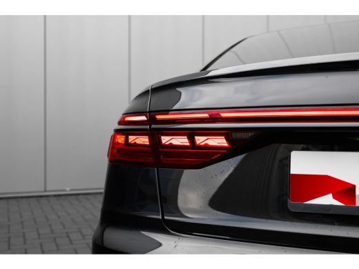 Audi A8 60 TFSI e quattro 492PK | Audi Exclusive Lak | Panorama Dak | Stoelventilatie + massage voor en a... ActivLease financial lease