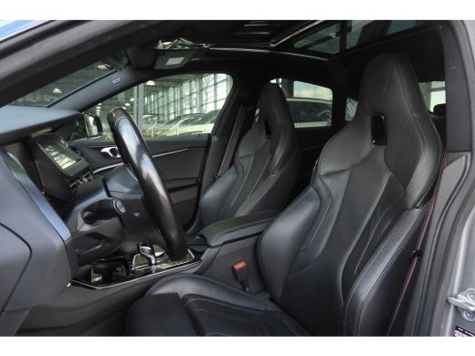 BMW 2 Serie 218i High Executive M Sport Automaat / Panoramadak / Achteruitrijcamera /  M Sportonderstel / Stu... ActivLease financial lease