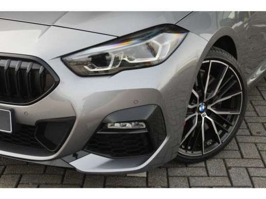 BMW 2 Serie 218i High Executive M Sport Automaat / Panoramadak / Achteruitrijcamera /  M Sportonderstel / Stu... ActivLease financial lease