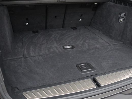 BMW 5 Serie 520i High Executive | Panoramadak | Leder | Trekhaak | Stoelverwarming | Camera | Live Cockpit | ... ActivLease financial lease