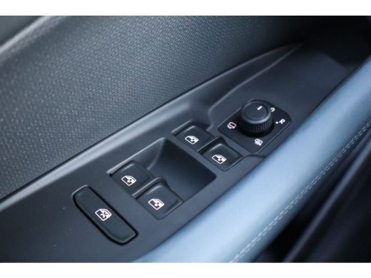 CUPRA Terramar 1.5 TSI e-Hybrid VZ Performance 272PK | Achteruitrijcamera | Dodehoek detectie | Head-up display ActivLease financial lease