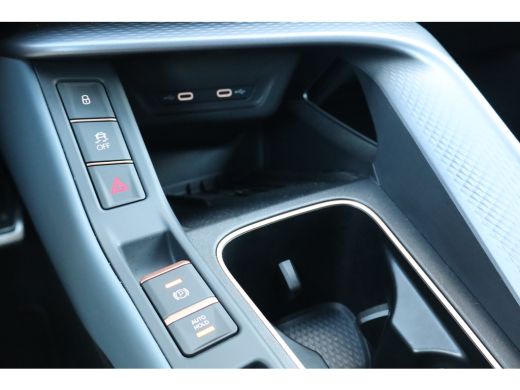 CUPRA Terramar 1.5 TSI e-Hybrid VZ Performance 272PK | Achteruitrijcamera | Dodehoek detectie | Head-up display ActivLease financial lease