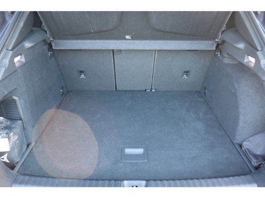 CUPRA Terramar 1.5 TSI e-Hybrid VZ Performance 272PK | Achteruitrijcamera | Dodehoek detectie | Head-up display ActivLease financial lease