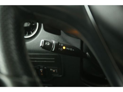 Mercedes-Benz Vito 114 CDI Extra Lang | Aut. | DC | 6 Zits | Clima | Adap.Cruise | Camera | Carplay | Navi | Stoelve... ActivLease financial lease