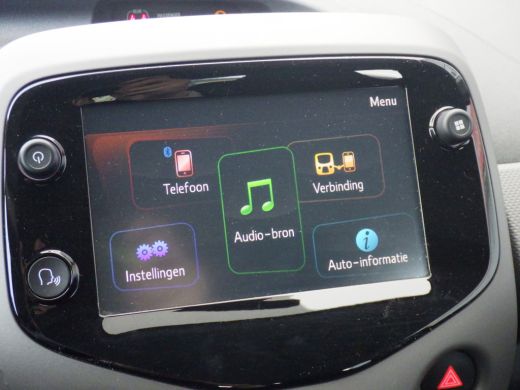 Peugeot 108 1.0 e-VTi, Camera, Cruise, Trekhaak, NL/NAP! ActivLease financial lease