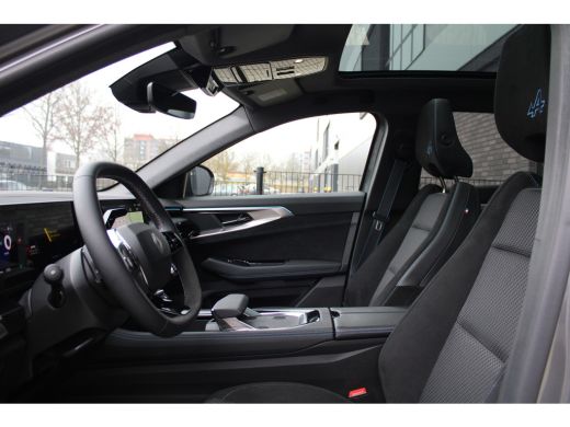 Renault Austral 1.2 E-Tech full hybrid 200 iconic | BTW | PANO | ACC | 360 | STOEL&STUUR VERW | ELEK STOELEN | DO... ActivLease financial lease