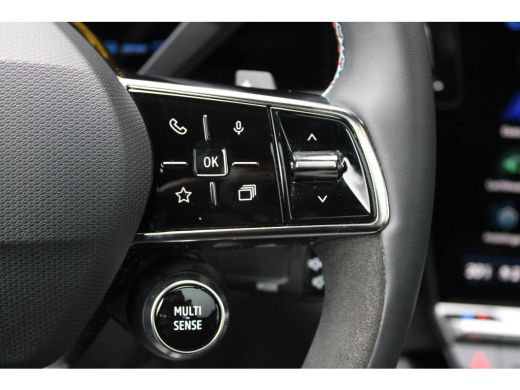 Renault Austral 1.2 E-Tech full hybrid 200 iconic | BTW | PANO | ACC | 360 | STOEL&STUUR VERW | ELEK STOELEN | DO... ActivLease financial lease