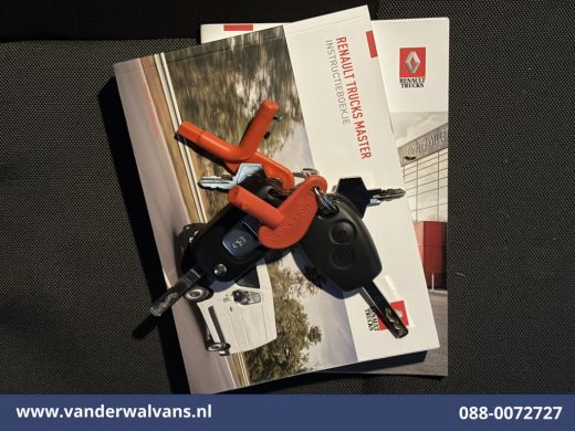 Renault Master 2.3 dCi 145pk Bakwagen 232cm Hoog Laadklep Zijdeur Euro6 Airco | LED | Lat om Lat betimmering | C... ActivLease financial lease