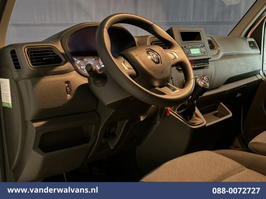 Renault Master 2.3 dCi 145pk Bakwagen 232cm Hoog Laadklep Zijdeur Euro6 Airco | LED | Lat om Lat betimmering | C... ActivLease financial lease