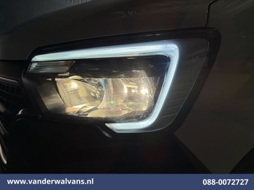 Renault Master 2.3 dCi 145pk Bakwagen 232cm Hoog Laadklep Zijdeur Euro6 Airco | LED | Lat om Lat betimmering | C... ActivLease financial lease