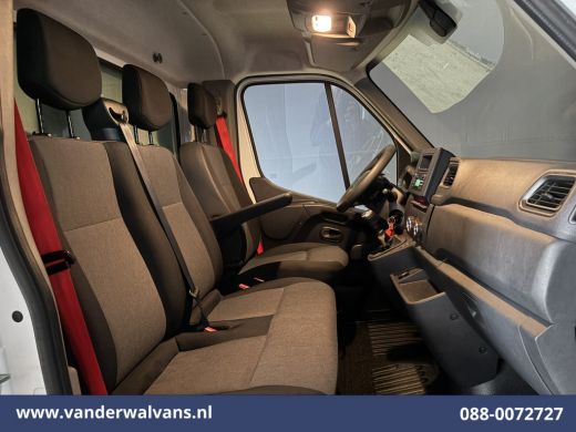 Renault Master 2.3 dCi 145pk Bakwagen 232cm Hoog Laadklep Zijdeur Euro6 Airco | LED | Lat om Lat betimmering | C... ActivLease financial lease