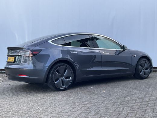 Tesla Model 3 Standard RWD Plus SOH 92% LFP Trekhaak Autopilot Stoelverw. 60 kWh ActivLease financial lease