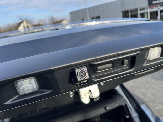 Toyota Urban Cruiser Dynamic 61 kWh | Navigatie | Apple CarPlay/Android auto | Achteruitrijcamera ActivLease financial lease