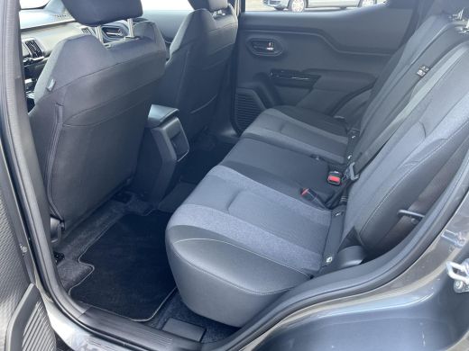 Toyota Urban Cruiser Dynamic 61 kWh | Navigatie | Apple CarPlay/Android auto | Achteruitrijcamera ActivLease financial lease