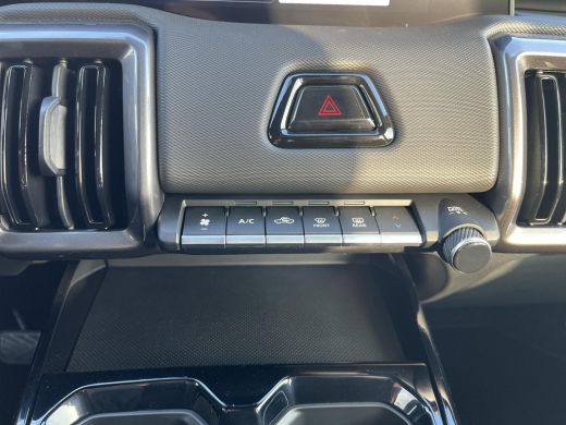 Toyota Urban Cruiser Dynamic 61 kWh | Navigatie | Apple CarPlay/Android auto | Achteruitrijcamera ActivLease financial lease