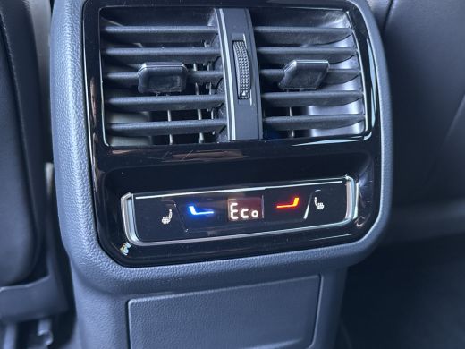 Volkswagen Arteon eHYBRID 218PK DSG R-LINE BUSINESS+ TREKHAAK/360CAMERA/IQ-LIGHT ActivLease financial lease