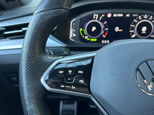 Volkswagen Arteon eHYBRID 218PK DSG R-LINE BUSINESS+ TREKHAAK/360CAMERA/IQ-LIGHT ActivLease financial lease