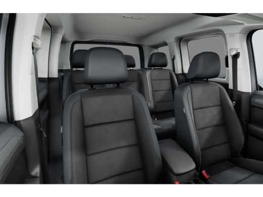 Volkswagen Caddy Kombi Limited Edition 1.5 e-Hybrid Limited Edition | 12V-aansluiting in dashboard en laadruimte |... ActivLease financial lease